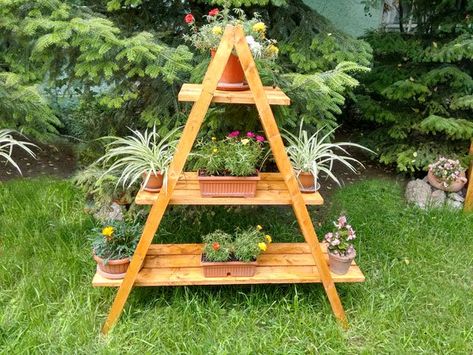 Diy Ladder Plant Stand, Diy A Frame Chicken Coop, A Frame Plant Stand, Plant Stand Plans, Frame Chicken Coop, Diy Ladder Shelf, A Frame Chicken Coop, Ladder Plant Stand, Plant Stand Ideas