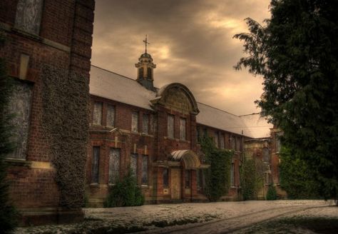 Abandoned Orphanage Aesthetic, Orphanage Concept Art, Old Orphanage Aesthetic, Orphanage Background, Fantasy Orphanage, Abandoned School Aesthetic, Orphanage Aesthetic, Old Orphanage, Orphanage Building