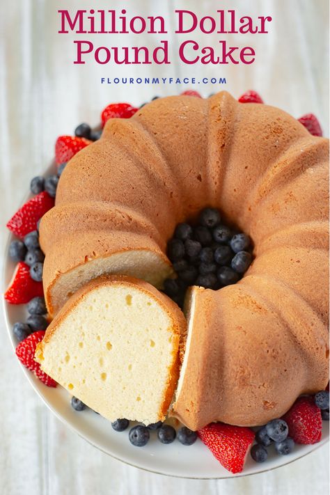 Million Dollar Pound Cake recipe is a moist and dense southern style pound cake perfect for any occasion. #milliondollarrecipe #poundcake #southernrecipes #flouronmyface Million Dollar Pound Cake, Homemade Pound Cake, Homemade Vanilla Cake, Homemade Fudge Recipes, Coconut Dessert, Chocolate Pound Cake, Pound Cake Recipe, Brownie Desserts, Homemade Fudge