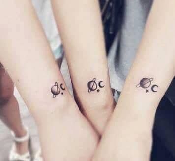 #tattoo #uniquetattoos #tatoos #smalltattoos #tattooideassmall #tattoo #tatoos #smalltattoos #tattooideassmall #prettytattoos #sleevetattoos #minitattoos #tattoo #tatoos #smalltattoos #prettytattoos #sleevetattoos #minitattoos #tinytattoos #cutetattoos #smalltattoodesigns Group Tattoos, Matching Bff Tattoos, Matching Best Friend Tattoos, Bestie Tattoo, Sibling Tattoos, Bff Tattoos, Friendship Tattoos, Best Friend Tattoos, Tattoos For Daughters