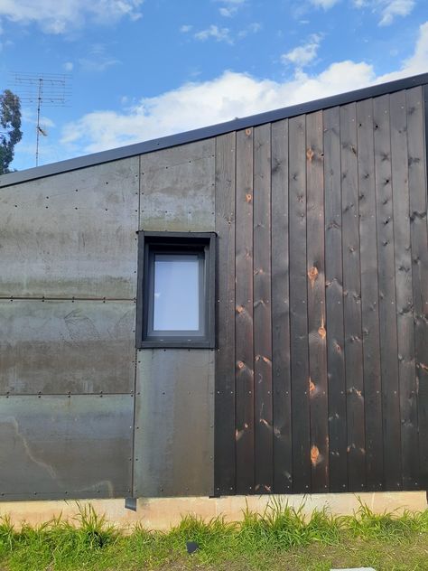 Charred and oiled Baltic pine cladding (tung oil) Pine Cladding, Studio Exterior, Farm Landscaping, Cladding Ideas, Sauna Ideas, Painted Plywood, Corrugated Iron, Car Port, External Cladding