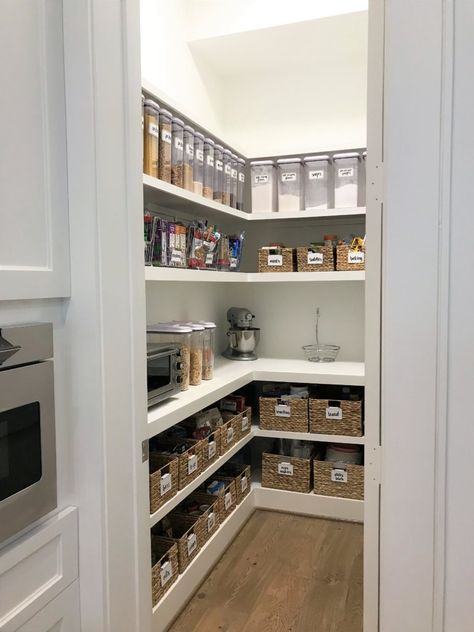 5 Awesome Pantries designed by Professional Organizers - Organized Life Design Blog  organized pantry | pantry organization | organized kitchen | kitchen organization  | food organization | organized food | hand lettered labels | walk in pantry | the container store  | professional organizer houston Pantry Stairs, Best Pantry Organization, Desain Pantry Dapur, Shelving Cabinet, Pantry Layout, Organize Life, Pantry Room, Organized Pantry, Cabinet Organizers