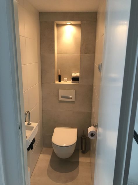 Beautiful Toilet Room, Wc Chic, Latest Bathroom Tiles Design, Geberit Toilet, Small Toilet Design, Toilet Room Decor, Small Bathroom Layout, Small Toilet Room, Guest Toilet