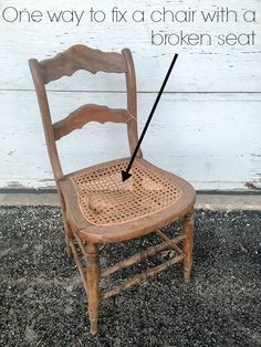 Rocking Chair Makeover, Old Rocking Chairs, Old Wooden Chairs, Antique Wooden Chairs, Diy Furniture Chair, Wicker Rocking Chair, Chair Repair, Refinishing Furniture Diy, Reupholster Chair