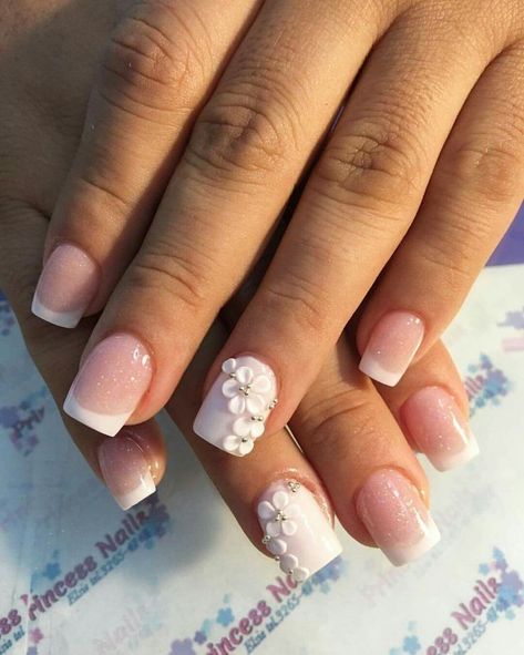 French Images, Shiny Nails Designs, 3d Nail Designs, Butterfly Nail Art, Rose Nails, Pearl Nails, Shellac Nails, Uñas Acrilicas, Nail Art Rhinestones