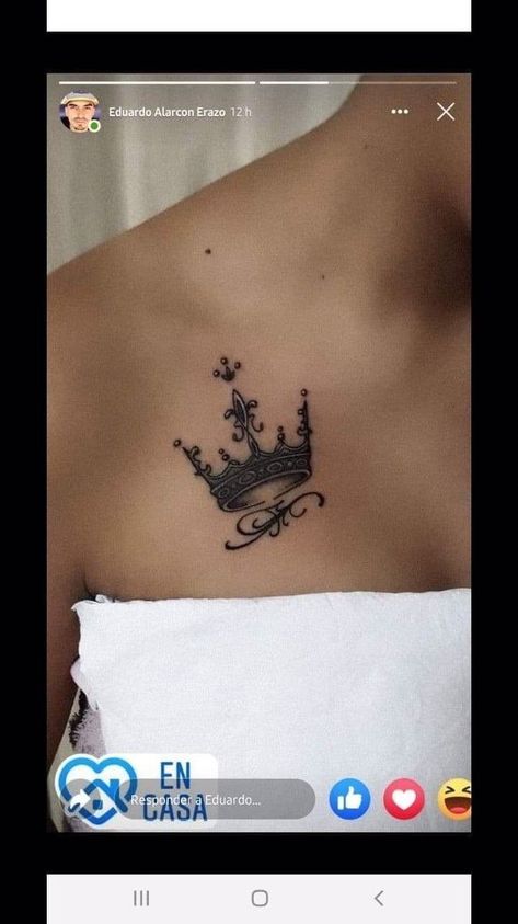 Coronas Tattoo, Thigh Garter Tattoo, Crown Tattoos For Women, Small Crown Tattoo, Crown Tattoos, Cool Shoulder Tattoos, Ankle Bracelet Tattoo, Small Shoulder Tattoos, Crown Tattoo Design