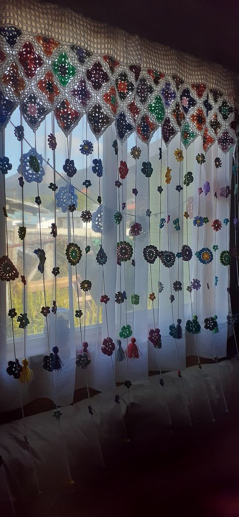 Crochet Ceiling Decor, Crochet Valence, Crochet Window Decoration, Crochet Curtains Free Pattern, Crochet Door Curtain, Diy Crochet Curtains, Crochet Window Curtain, Knit Curtains, Curtain Crochet