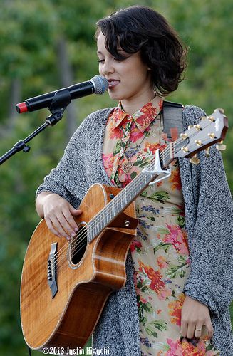 Kina Grannis 6/23/2013 #12 Gina Kirschenheiter Short Hair, Kina Grannis Hair, Kina Chir Songs, Kina Grannis, Rock N Roll Style, Transformers Movie, Transformers Characters, Concert Series, Lake Forest