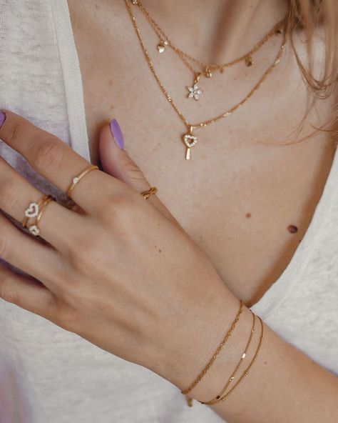 @heyhappinessofficial posted to Instagram: Shimmer, shimmer...discover our delicate pieces.:sparkles: More at HeyHappiness.com {ref. #chainbracelet CBB265G} #armband #armkette #prettylittledetails #braceletlover #armschmuck #jewelleryaddict #daintyjewelry #braceletstack #golddetails #ootdpost #ootdbloggers #outfitinspirations #fashionideas #metoday #instaoutfit #golddetails #detailshot #styledaily Pink Heart Jewelry, Ear Cuff Piercing, Pearl Necklace Choker, Gold Bracelet Set, Figaro Chain Necklace, Classic Bracelets, Dainty Pendant, Bracelet Sterling Silver, Key Pendant