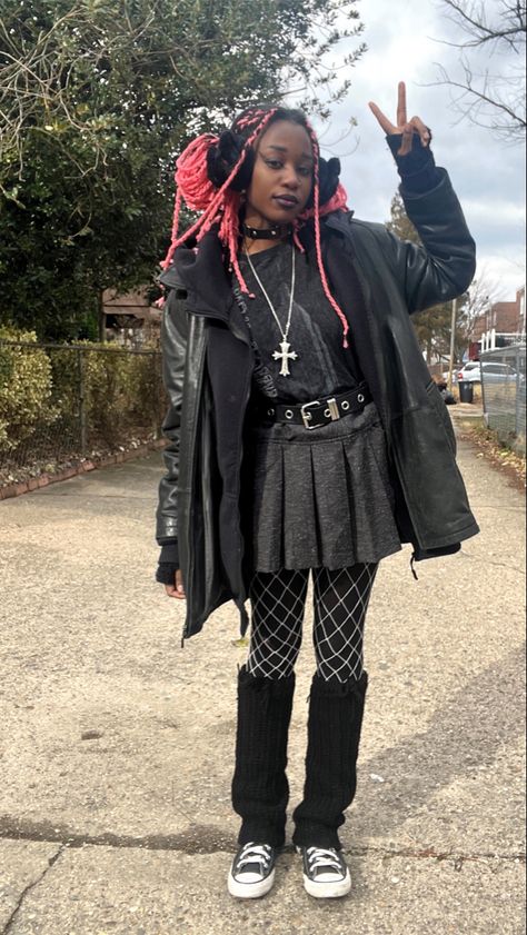 #womensgrungefashion #womensgrungeclothes #skatergirloutfit #skateroutfit #fairygrungeoutfit #vansstyle #punkfashion #gothicstyle #grungestyle #gothicstyle #gothgirl #altblackgirl Goth Outfits Winter, Winter Goth Outfits, Alt Goth Outfits, Mall Goth Outfits, Alternative Fashion Grunge, Goth Fits, Goth Outfit Ideas, Skater Outfits, Alt Outfits