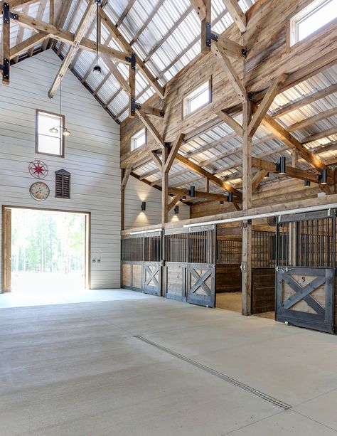 Dream Barn Stables, Stable Style, Horse Barn Ideas Stables, Barn Stalls, Horse Barn Designs, Barn Loft, Blue Barn, Dream Horse Barns, Horse Barn Plans