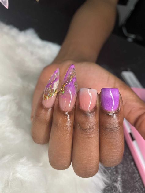 Braider nail set #Shortnails #coffinnails #stilettonails #braiderset #clearnails Braided Nails Design, Braider Set Nails Ideas, Nails For Braiders, Braider Nails Ideas Short, Braiders Nails Set, Braider Nails Set Short, Short Set Nails, Braider Nails Set, Braiders Nails