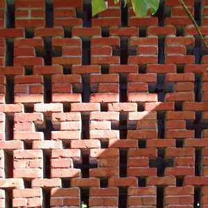 Laurie Baker, Narrow Staircase, Brick Art, Brick Texture, Brick Block, Brick Architecture, Brick Facade, Natural Ventilation, Brick Patterns