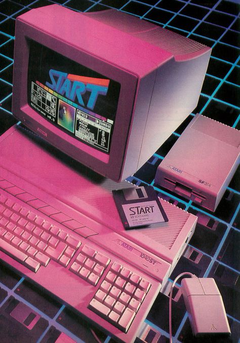 // Alter Computer, Old Computer, 80s Design, New Retro Wave, 80s Vibes, 80s Aesthetic, Vaporwave Aesthetic, Neon Aesthetic, Old Computers