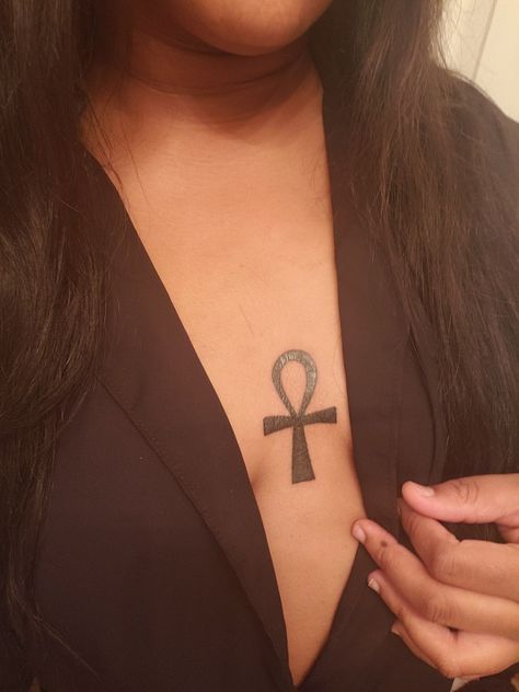 Sternum Ankh Tattoo, Ankh Tattoo Black Women Chest, Ankh Sternum Tattoo, Ankh Chest Tattoo, Hoodoo Tattoo, Ankh Tattoo Women Chest, Ankh Cross Tattoo, Egyptian Ankh Tattoo, Ankh Tattoo Women