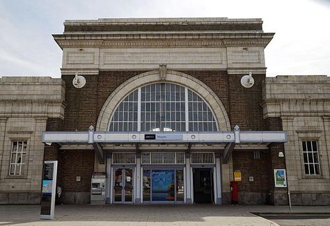 Margate railway station Train Station Entrance, Margate Kent, Weston Super Mare, Kent England, West Country, Railway Station, Train Station, Ferry Building San Francisco, Big Ben