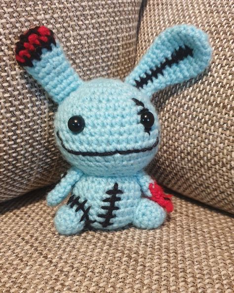 Crochet Zombie, Zombie Bunny, Large Rabbits, Plush Crochet, Small Business Ideas, Business Ideas, Crochet Amigurumi, Zombie, Crochet Projects