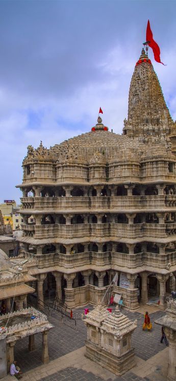 Dwarkadhish Temple Cave #Temple Dwarka Temple Hd Wallpaper, Dwarkadhish Wallpaper, Dwarkadhish Temple, Cave Wallpaper, Dwarikadhish Hd Wallpaper, Temple Wallpaper, Cave Temple, Meldi Ma Hd Photo, Ganpati Bappa Photo