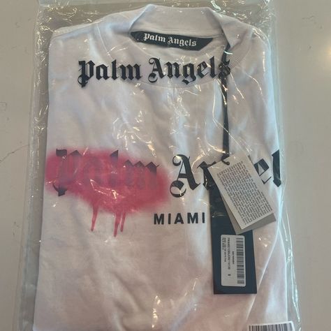 Palm Angels t-shirt Uk Baddie, Pink Spray Paint, Palm Angels, Angel, Tags, T Shirt, Quick Saves