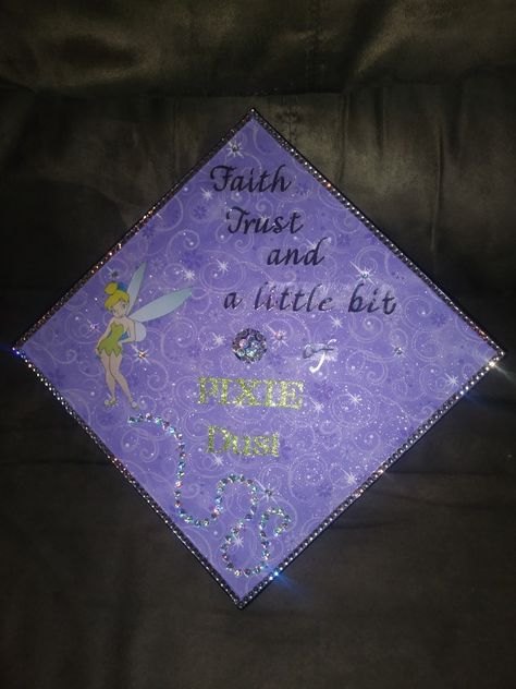 Tinkerbell Grad Cap, Tinker Bell Graduation Cap, Tinkerbell Graduation Cap, Disney Graduation Cap, Grad Hats, Disney Graduation, Graduation Cap Decoration Diy, Dream It Do It, High School Graduation Cap