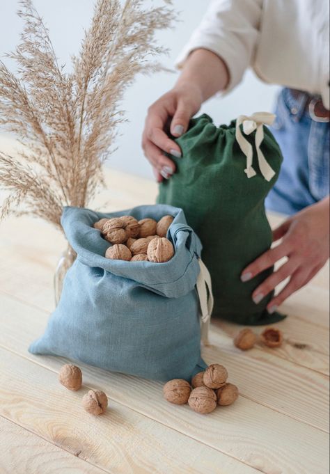 Zero Waste Aesthetic, Zero Waste Food, Zero Waste Kitchen, Gifts For A Baker, Bread Bags, Zero Waste Lifestyle, Linen Storage, Practical Storage, Cotton String