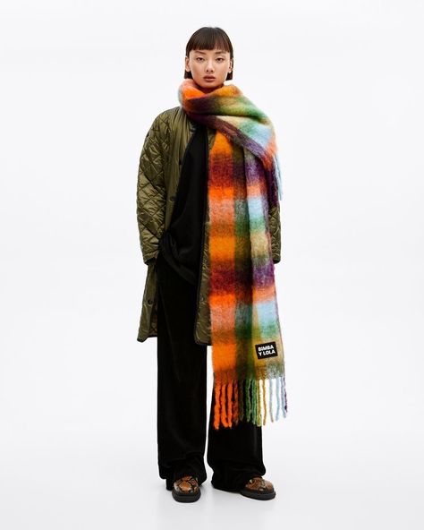 Bimba Y Lola Scarf, Trendy Scarf, Trendy Scarves, Colorful Scarf, Sport Chic, Winter Fits, Bags And Accessories, Girl Falling, Knit Scarf