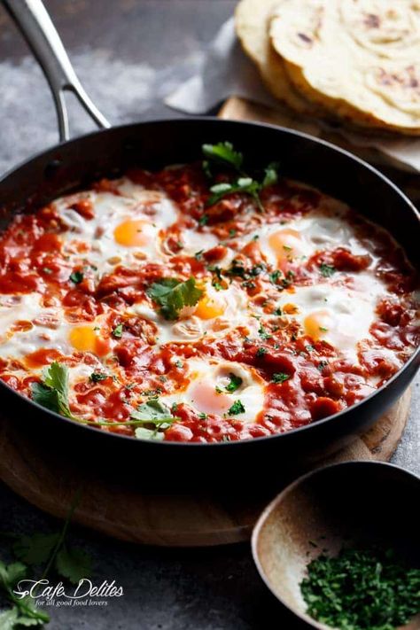 Eggs In Tomato Sauce, Leftover Beef, Lent Recipes, Cafe Delites, Egg Recipes For Breakfast, Steak And Eggs, Food For A Crowd, Egg Recipes, Veggie Recipes