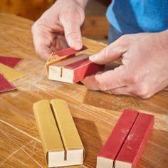 Diy Sanding, Advanced Woodworking Plans, The Family Handyman, Woodworking Patterns, Woodworking For Kids, Woodworking Workbench, Sanding Block, Learn Woodworking, Diy Holz