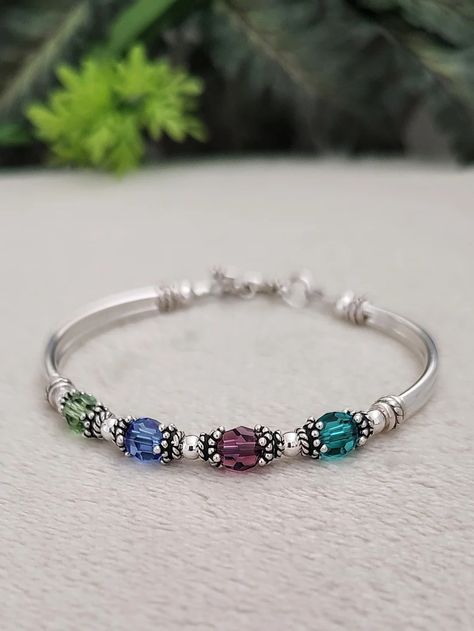 Diy Birthstone Jewelry, Birthstone Bracelet Diy, Mothers Birthstone Bracelet, Mom Bracelet, Bracelet For Her, Step Mom, Moms Bracelet, Birthstone Bracelet, Birthstone Gifts