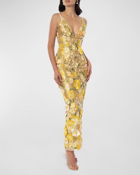 T4C04 HELSI Norah Sequin Deep V-Neck Applique Gown Floral Appliqué Dress, Yellow Evening Gown, Purple Sheath Dress, Gowns Couture, Designer Formal Dresses, Strapless Floral Dress, Divine Design, Backless Prom Dresses, Amazing Fashion