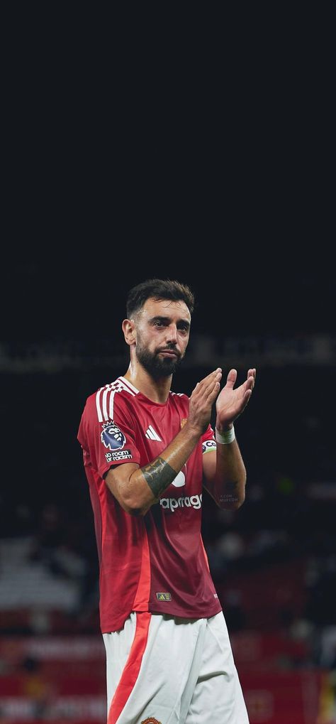 Bruno Fernandes Manchester United, Bruno Fernandes, Man Utd, Football Players, Manchester United, Manchester, Soccer, The Unit, Football