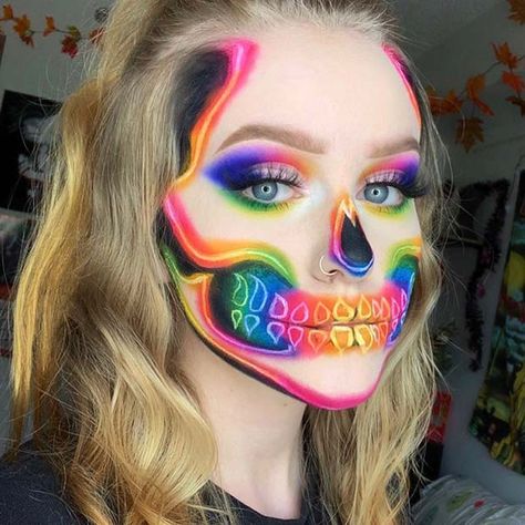 43 Cool Skeleton Makeup Ideas to Try for Halloween | Page 4 of 4 | StayGlam Neon Halloween Makeup, Cool Skeleton Makeup, Half Skeleton Makeup, Skeleton Makeup Ideas, Half Face Makeup, Cool Skeleton, Makeup Pictorial, Skeleton Makeup, Neon Makeup