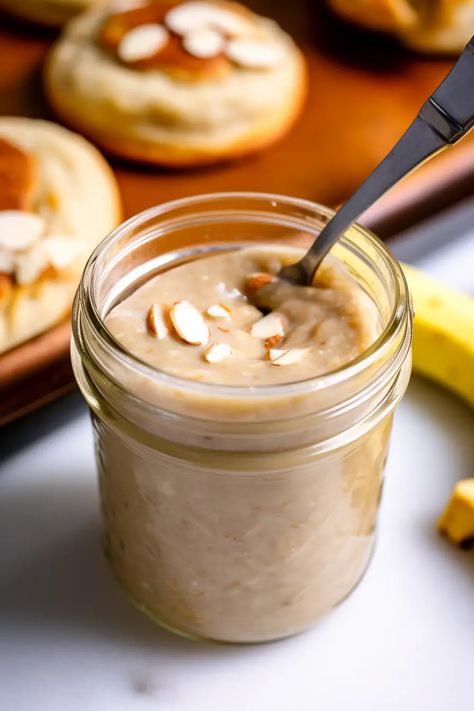 Bourbon Banana Butter Bourbon Banana Butter, Banana Recipes No Butter, Food Dips, Canning Granny, Banana Butter, Homemade Jelly, Nature's Bounty, Ripe Bananas, Banana Recipes