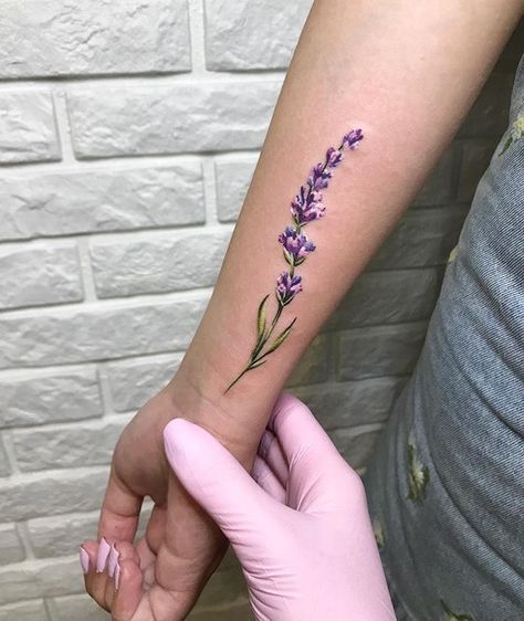 Forearm Tattoo Quotes, Inner Forearm Tattoo, Lavender Tattoo, Flower Wrist Tattoos, Small Forearm Tattoos, Forearm Tattoo Design, Tattoos Geometric, Forearm Tattoo Women, Small Wrist Tattoos