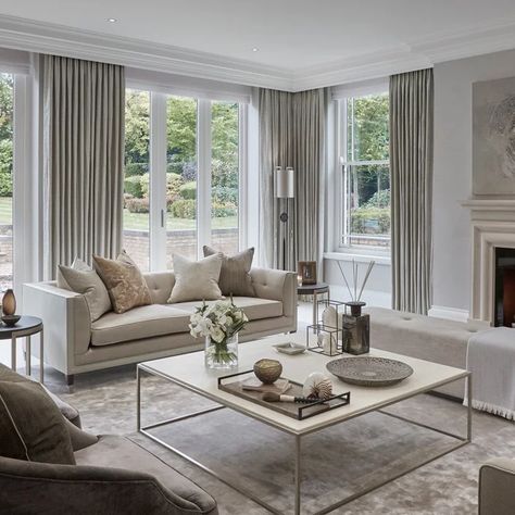 Formal Living Room Decor, Sophie Paterson Interiors, French Country Decorating Living Room, Florida Decor, Furnitur Ruang Keluarga, Classy Living Room, Elegant Living Room Decor, Elegant Living Room Design, French Interiors