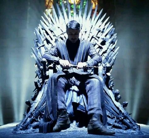 The man on the throne signifies the reason why Jody wanted to become known and start a town. I feel that his motives were very vain and this describes his character very well. Even in wanting to be with Janie he knew men would respect him, so Jody was a very narcissistic person. Facts About The Brain, Asha Greyjoy, Homework Inspiration, Samwell Tarly, Lord Snow, Lord Baelish, Gregor Clegane, Viserys Targaryen, Jorah Mormont