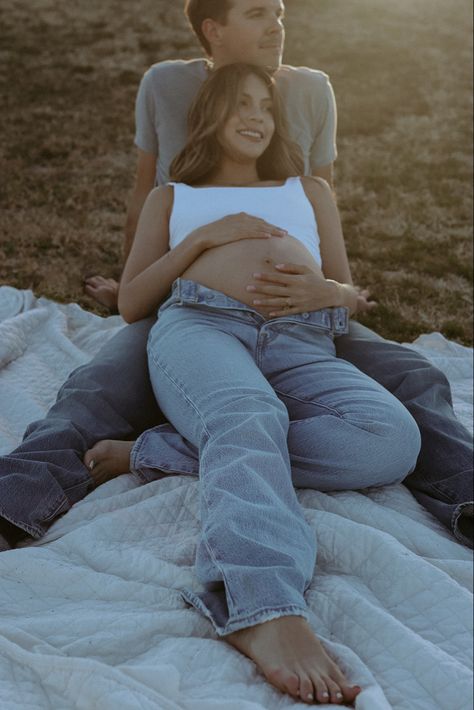 Maternity Jeans Photoshoot Couple, Maternity Photos Belly Showing, Open Jeans Maternity Photos, Maternity Pictures Outfits Summer, Blue Jeans And White Shirt Maternity Shoot, Maternity Photography With Daughter And Husband, Open Jean Maternity Photos, Casual Jeans Maternity Shoot, Blue Jean And Bra Maternity Pictures