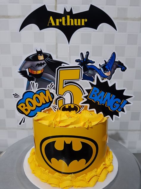 Bolo Drip Cake, Minnie Mouse Cupcake Toppers, Batman Birthday Cakes, Minnie Mouse Cupcakes, Batman Cake, Birthday Cake Topper Printable, Batman Birthday, Mini Cake, Cakes For Boys