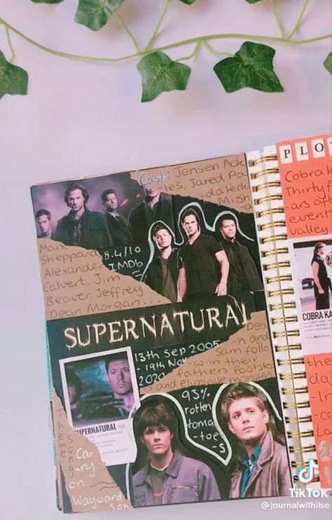 Supernatural Scrapbook, Tv Show Journal, Movie Journaling, Supernatural Diy, Supernatural Journal, Supernatural Book, Movie Scrapbook, Harry Potter Scrapbook, Office Journal