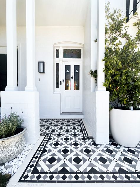 Small Front Porch Ideas Tiles, Entry Statement, Tessellated Tiles, Porch Tiles, Leadlight Windows, Tiles Designs, Porch Tile, Exterior Wall Tiles, Wall Decoration Ideas