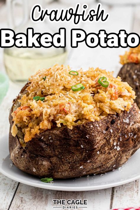 Crawfish Baked Potato, Baked Potato Stuffed, Crawfish Recipes, Potato Stuffed, Au Gratin Recipes, Seafood Boil Recipes, Cajun Creole Recipes, Delicious Seafood Recipes, Baked Potato Recipes