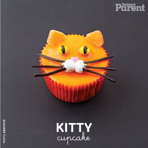 We’ve whipped up a month’s worth of cupcake decorating ideas for our 30th birthday, because we think every day calls for adorable desserts! Kitten Cake, Cupcakes Wallpaper, Cat Themed Parties, Cat Cupcakes, Cat Birthday Party, Easy Cupcakes, Cupcake Designs, Different Cakes, Cat Cake