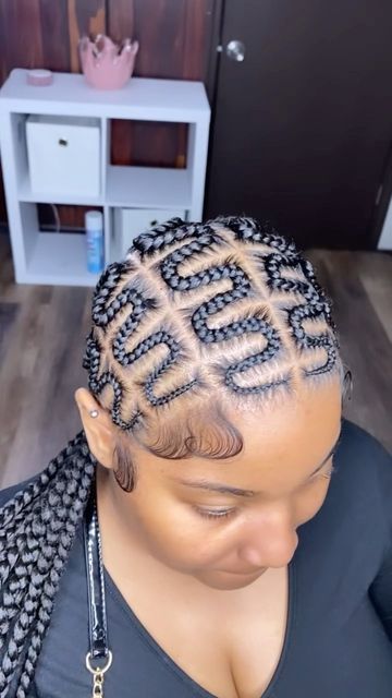 Medusa Stitch Braids, Medusa Braids, Stitched Braids, Feed In Braids Hairstyles, Hair Buns, Stitch Braids, Feed In Braid, Protective Hairstyles Braids, Cornrows Braids