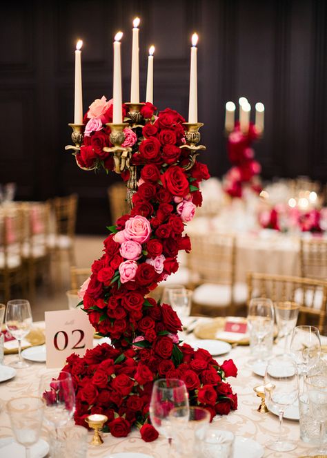 Classic Wedding Theme Ideas, Wedding Rehearsal Dinner Ideas Decor Table Decorations, Rose Theme Party, Red Wedding Decorations Elegant, Red Wedding Aesthetic, Red Wedding Theme Romantic, Moody Furniture, Red Summer Wedding, Wedding Table Flower Arrangements