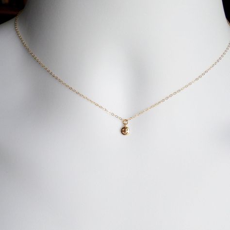 Smiley Face Necklace, Yellow Christmas, Minimalistic Jewelry, Graduation Present, Face Necklace, Graduation Presents, Present Birthday, Gold Filled Necklace, Yellow Wedding