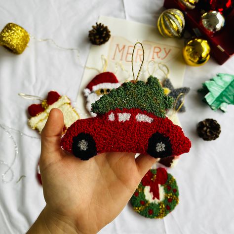 Punch Needle Christmas Stocking, Punch Needle Christmas Ornaments, Punch Needle Ornaments, Punch Needle Christmas, Christmas Punch Needle, Punch Christmas, Christmas Punch, Needle Felted Christmas, Ornaments Christmas Tree