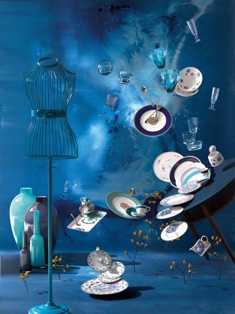 Modern Tableware Sets Showing Latest Trends and Stylish Colors Crockery Display, Chinese Tableware, Tableware Photography, Tableware Display, Gift Shop Displays, Classic Dinnerware, Luxury Windows, Window Display Retail, Speculative Design