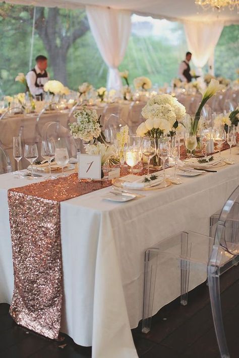 blush rose gold sequin table runner and tablecloth / http://www.himisspuff.com/rose-gold-metallic-wedding-color-ideas/8/ Rose Gold Table Runner, Gold Sequin Table Runner, Rose Gold Table, Gold Table Runners, Sequin Table Runner, Tafel Decor, Sequin Table, Gold Wedding Decorations, Table Runners Wedding