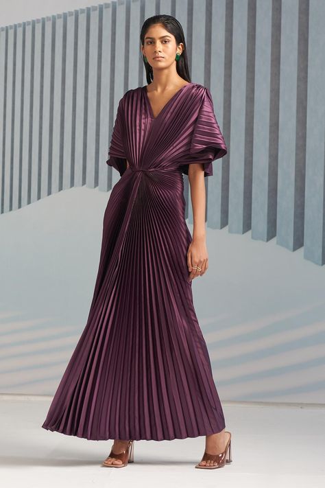 Abhinav Mishra, Flared Sleeve Dress, Deep Purple Dress, Purple Plain, Western Dresses For Women, Pleated Gown, Gown For Women, Flare Sleeve Dress, Anarkali Gown