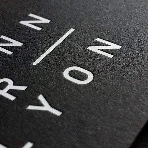 ✖️ Letterpress is one of the most beautiful print finishes, particularly for business cards, as a feature. We especially loved this #monochrome letterpress style from Dot Studios 😍 ✖️ #Branding #BeautifulBrands #Repost #DesignAppreciation #DesignInspo #Simple #GraphicDesign #Designer #LogoDesign #ZC #Zambesi #PrintDesign #Letterpress #PrintInspiration Fashion Business Cards Creative, Black And White Business Cards, Debossed Business Card, Black Business Cards, Create A Business Logo, Business Card Design Black, Colorplan Paper, Brand Colour Schemes, Thick Business Cards